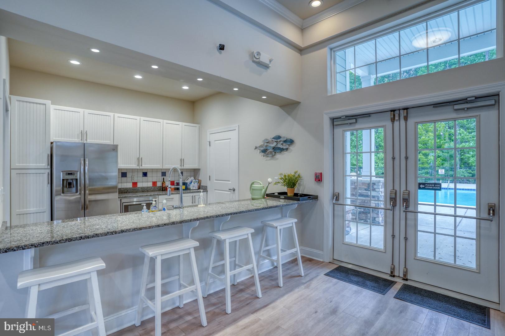 SPRING BREEZE - Residential