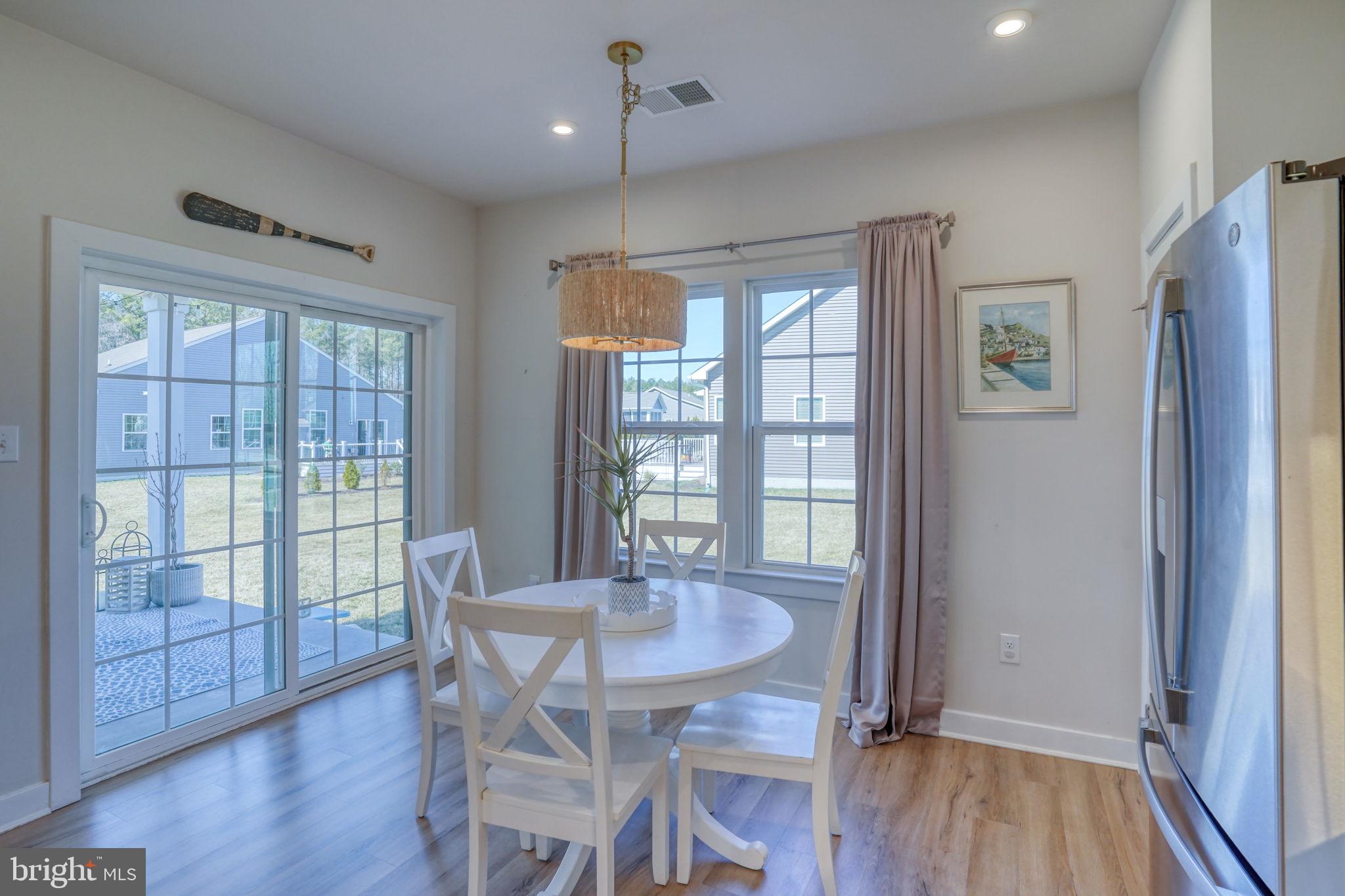 SPRING BREEZE - Residential