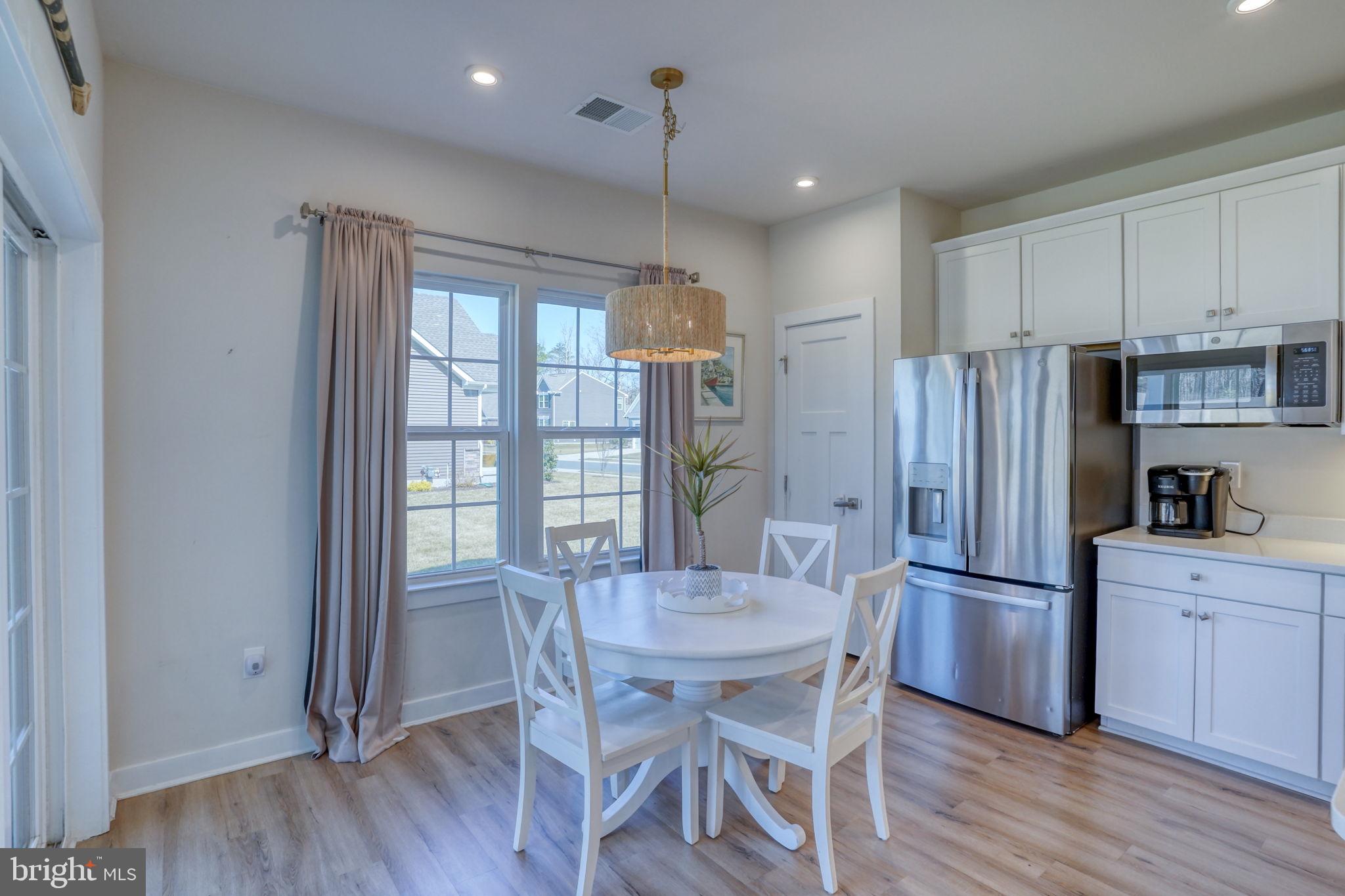 SPRING BREEZE - Residential