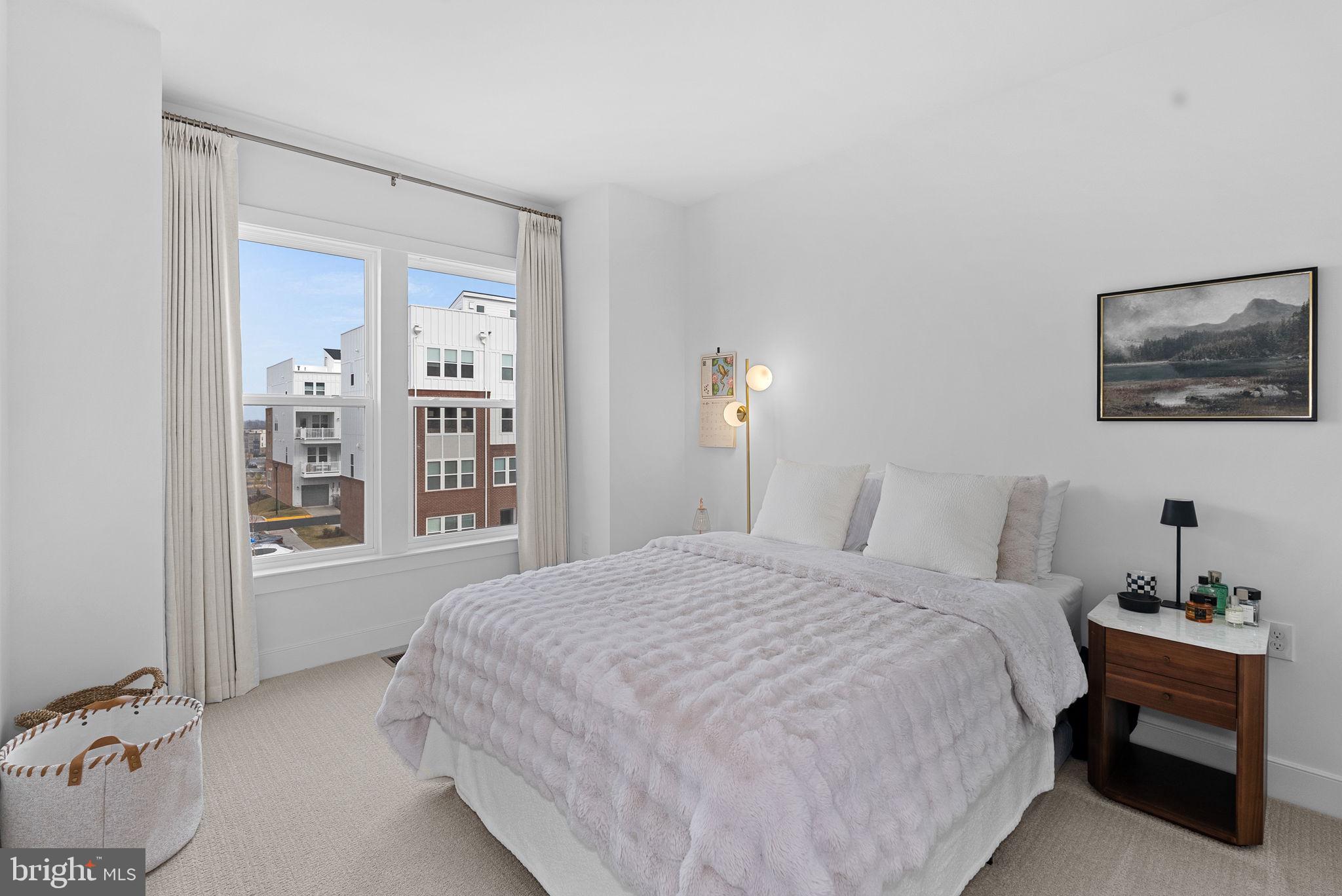 BELMONT OVERLOOK - Residential