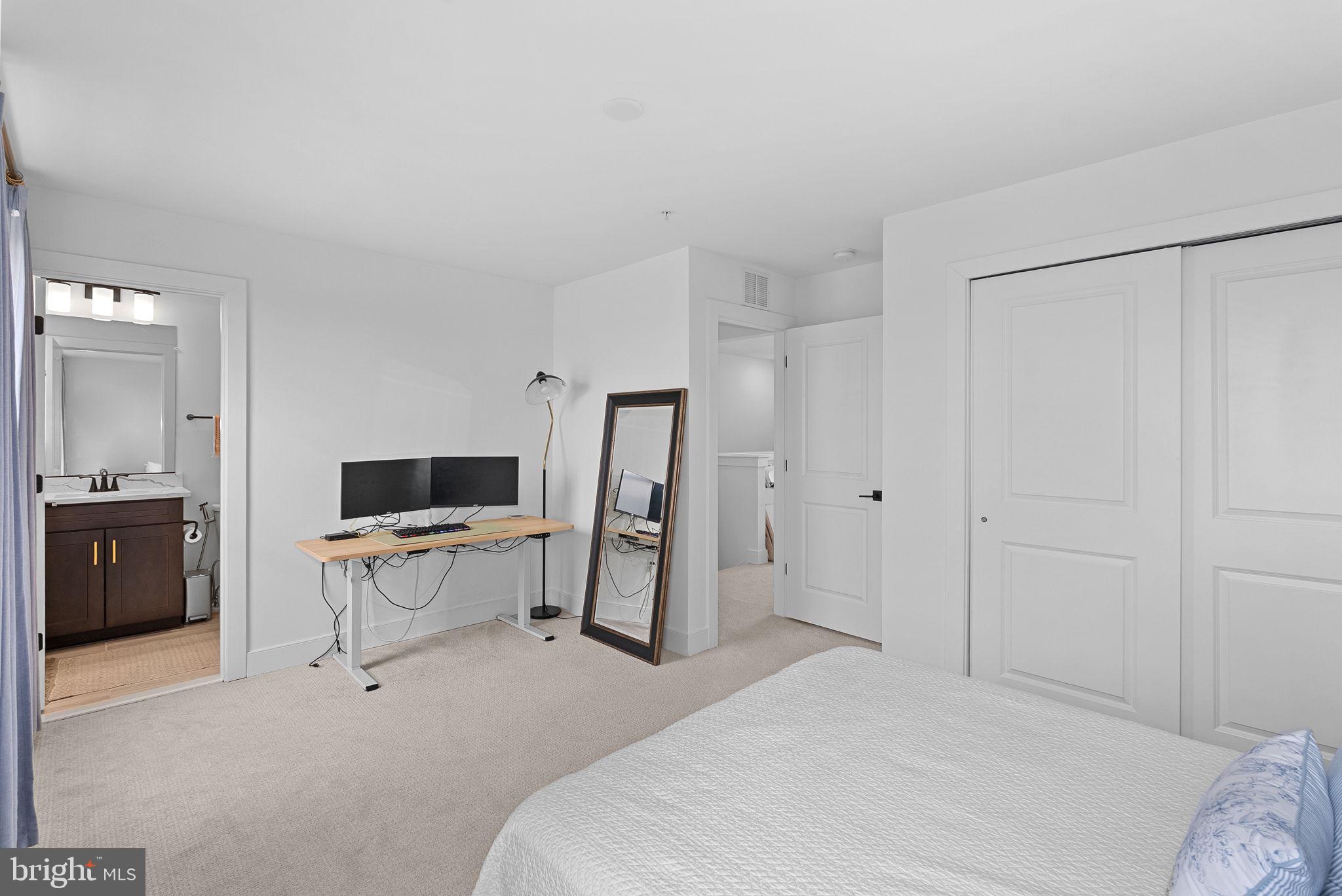 BELMONT OVERLOOK - Residential