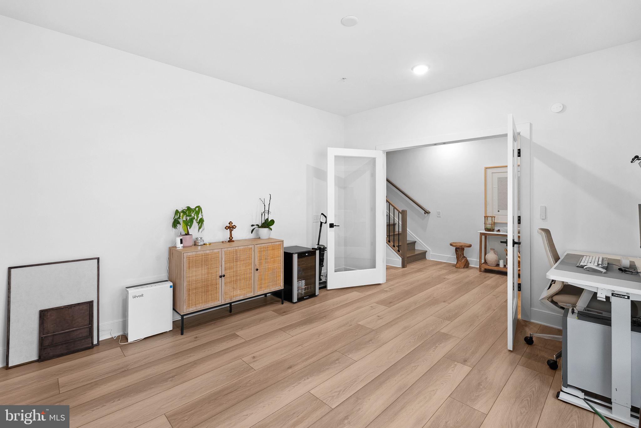 BELMONT OVERLOOK - Residential