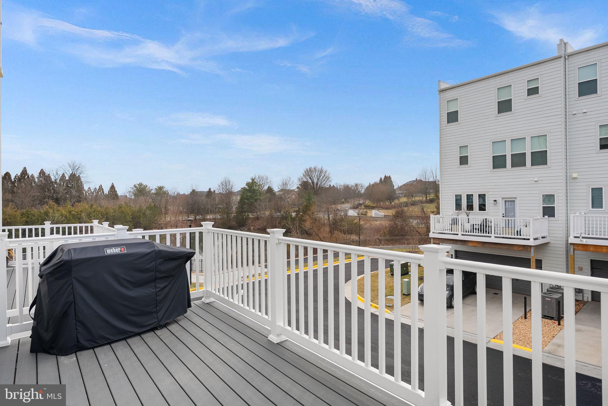 BELMONT OVERLOOK - Residential