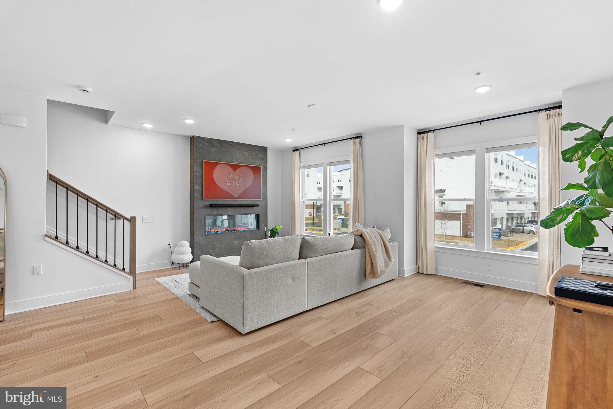 BELMONT OVERLOOK - Residential