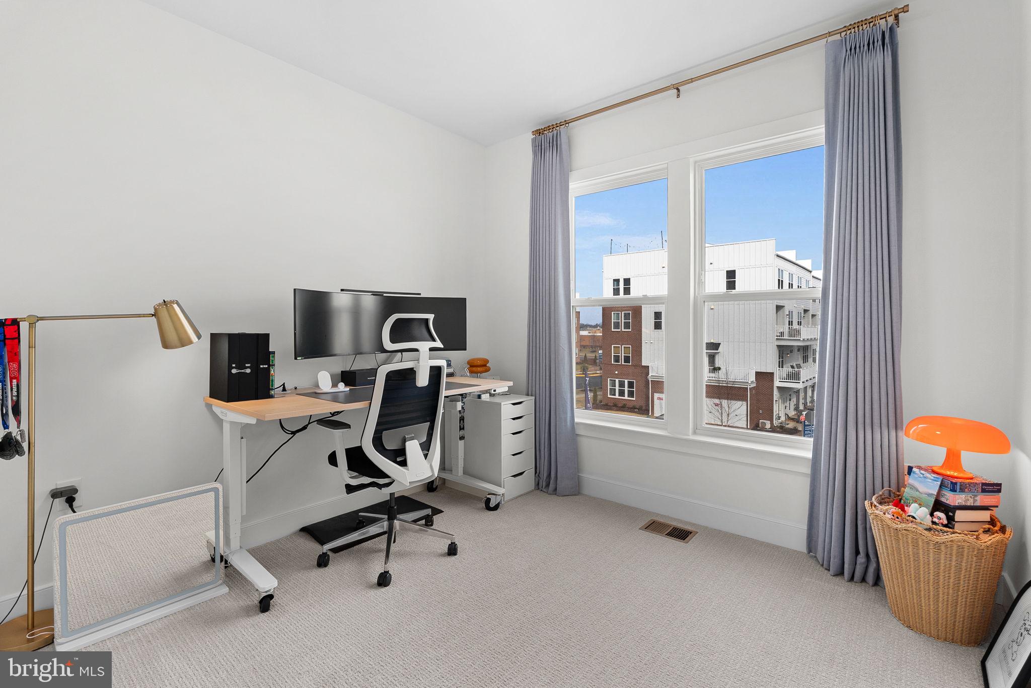 BELMONT OVERLOOK - Residential