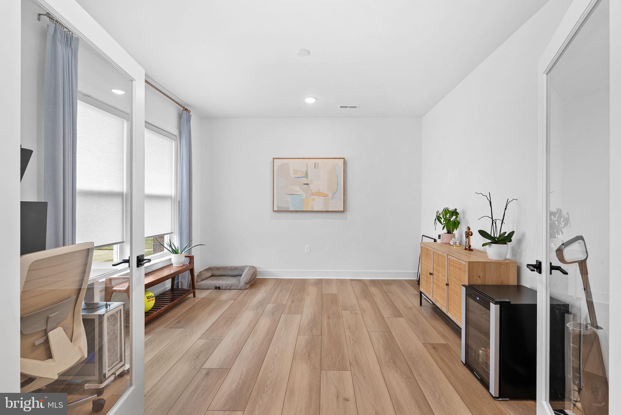 BELMONT OVERLOOK - Residential