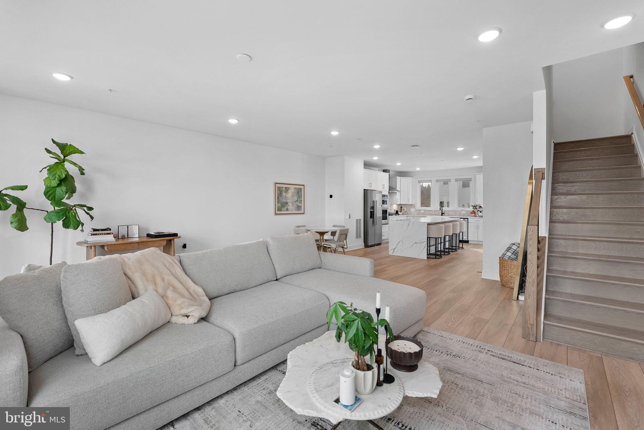 BELMONT OVERLOOK - Residential