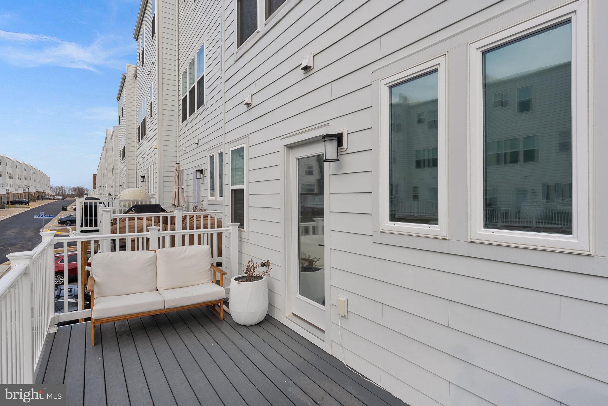 BELMONT OVERLOOK - Residential