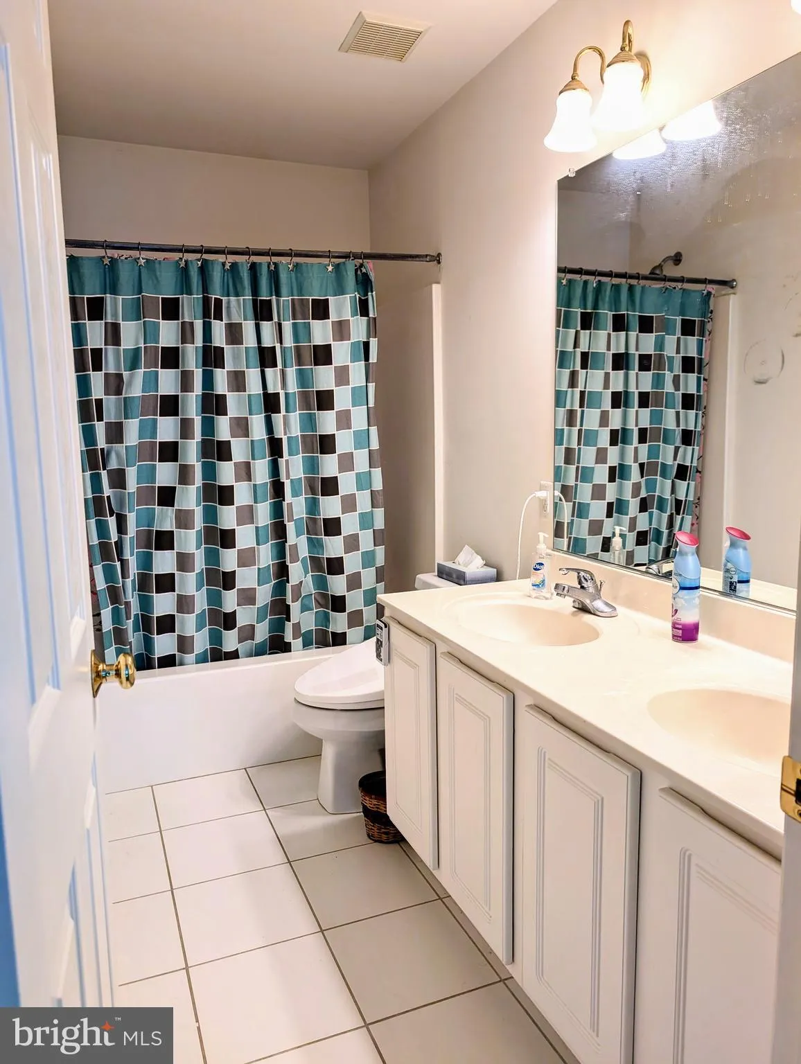 Ellicott City, Maryland 21042, United States, 4 Bedrooms Bedrooms, ,3 BathroomsBathrooms,Residential,Active,132629