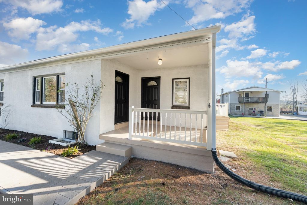 Photo of 169 BUCKWALTER RD, LANCASTER, PA 17602 (MLS # PALA2028254)