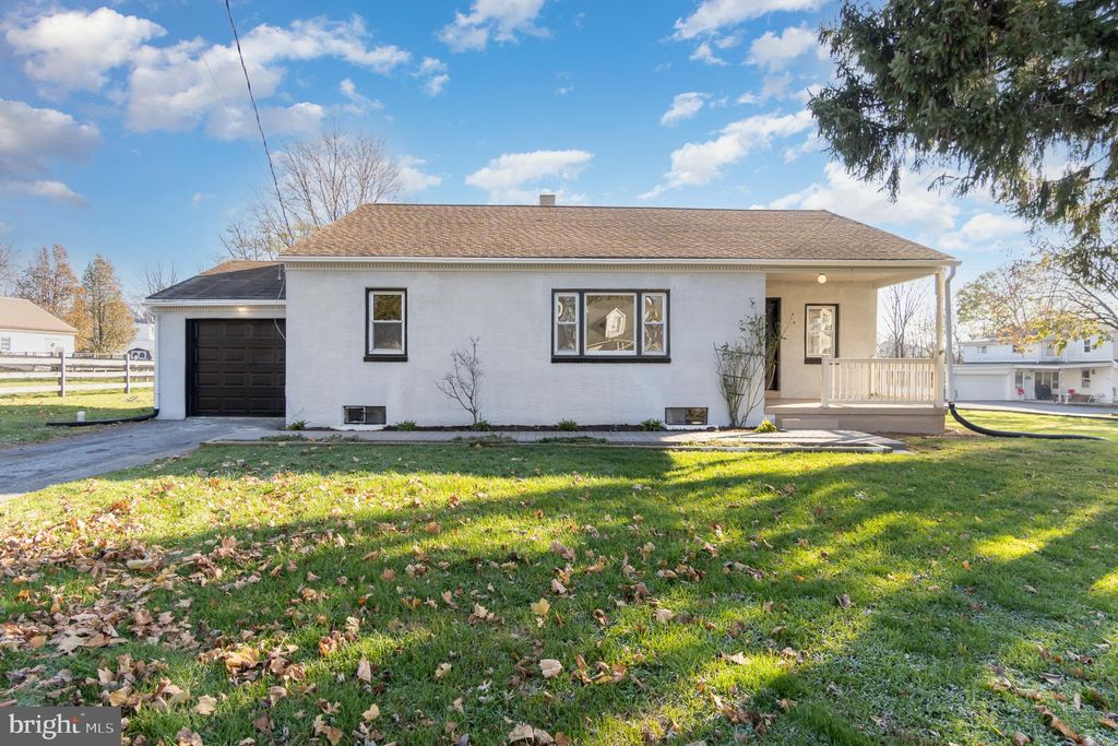 Photo of 169 BUCKWALTER RD, LANCASTER, PA 17602 (MLS # PALA2028254)