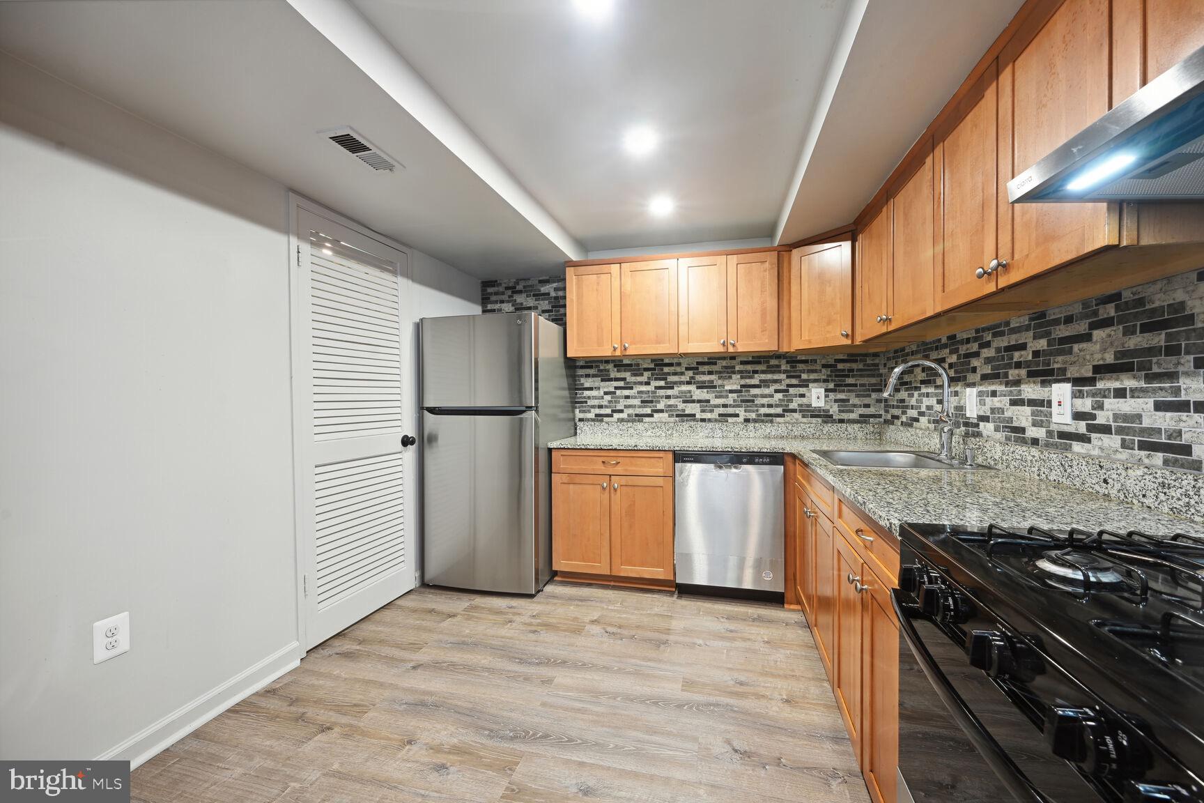 KIMBERLY PLACE - Residential