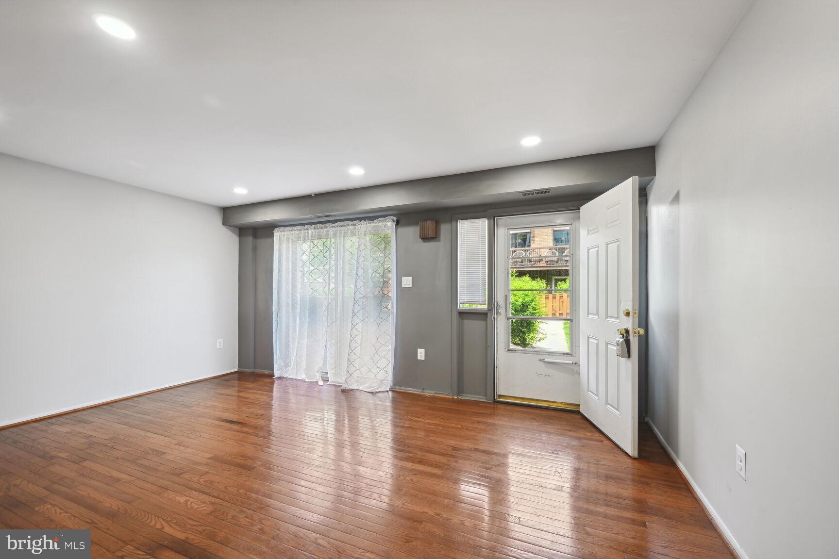 KIMBERLY PLACE - Residential