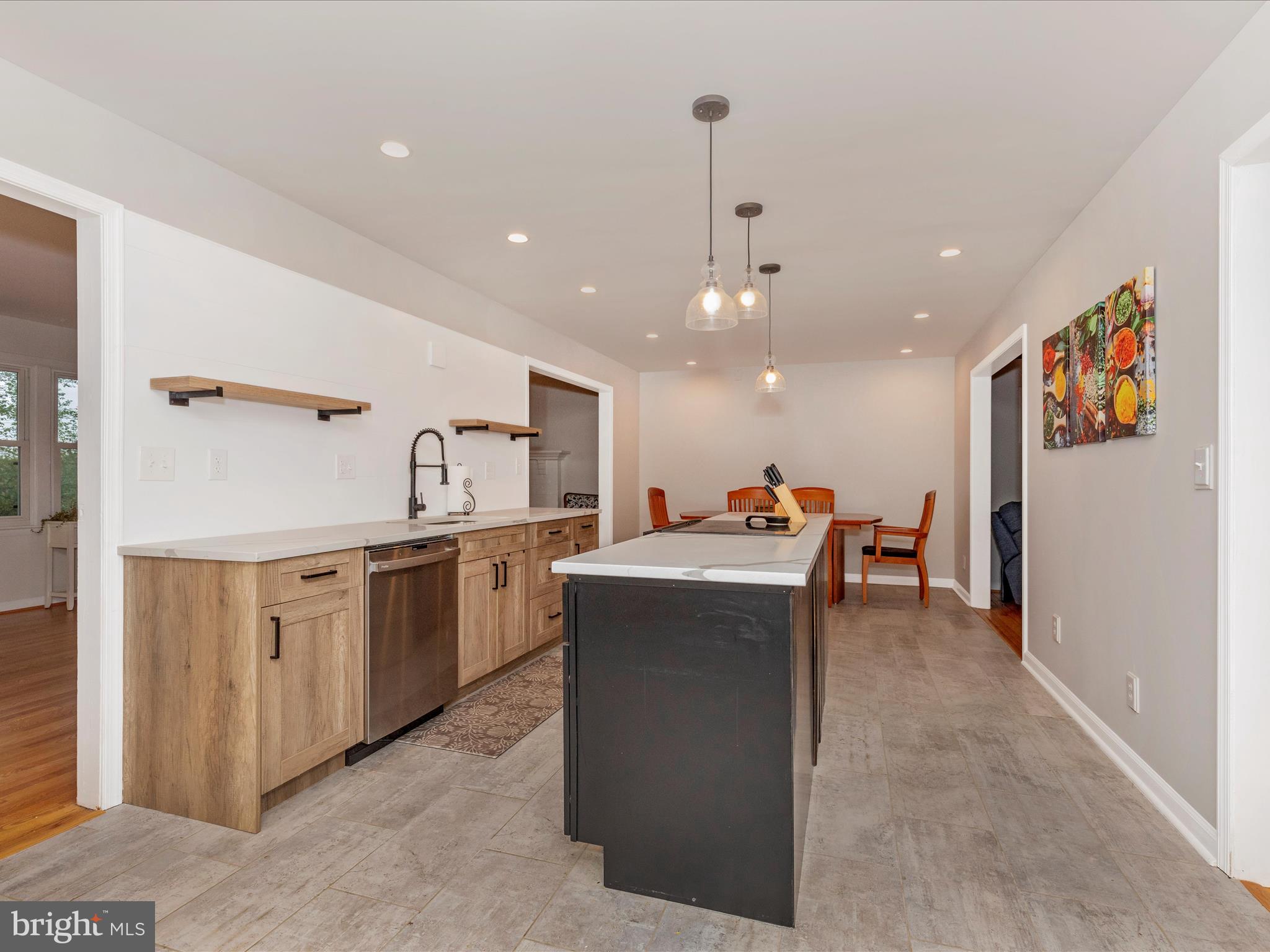 EASTVIEW - Residential