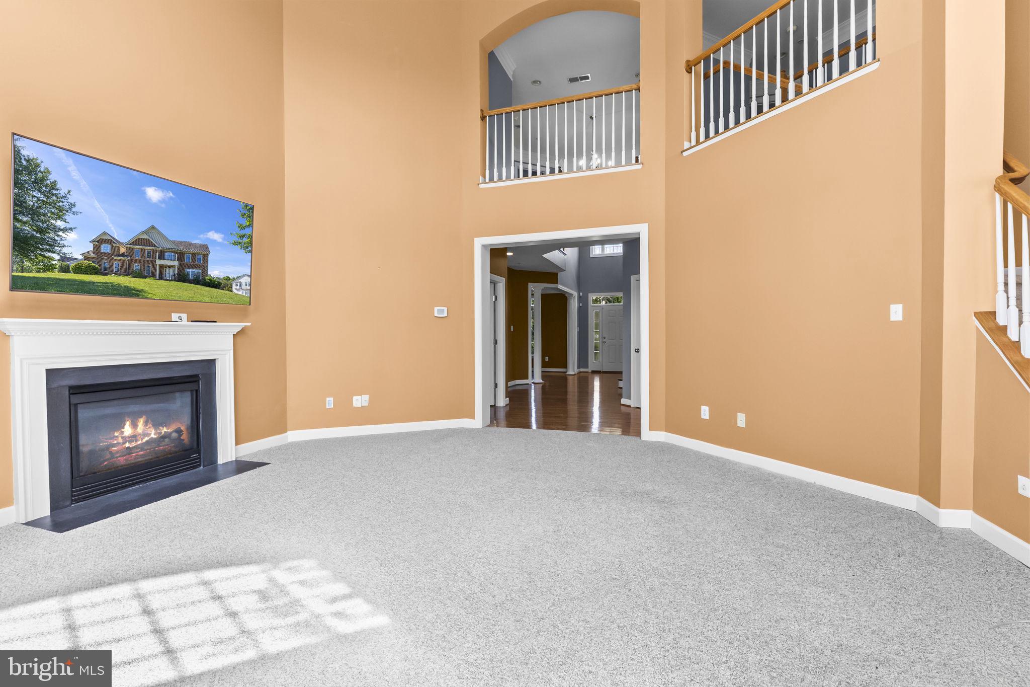 WASHINGTON OVERLOOK - Residential