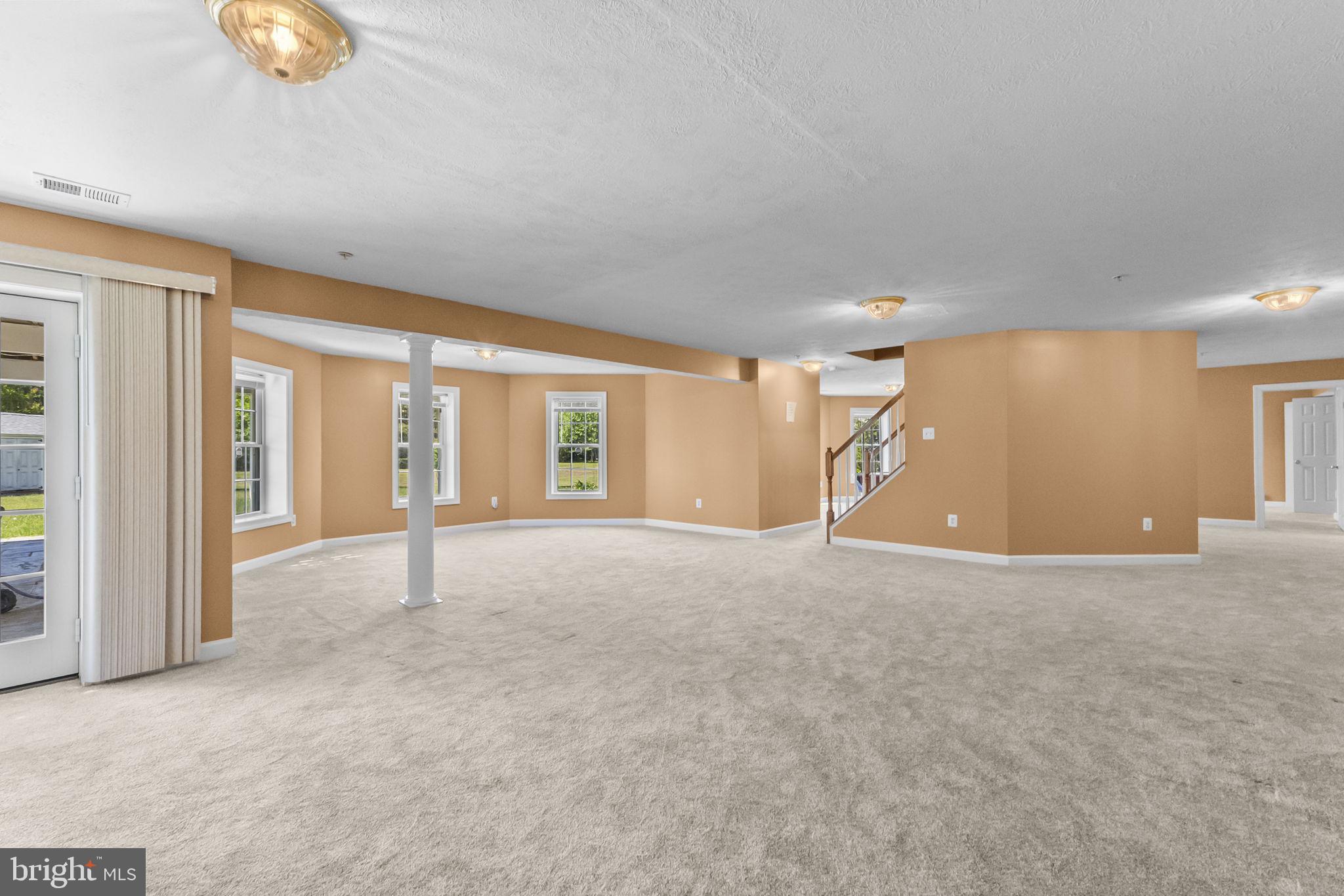 WASHINGTON OVERLOOK - Residential