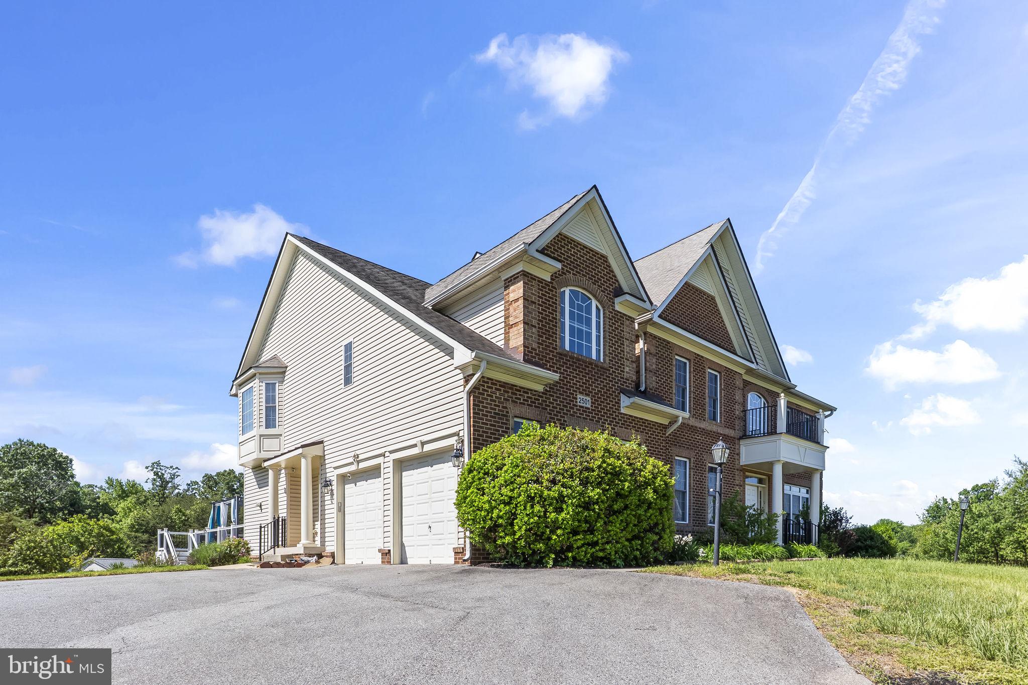 WASHINGTON OVERLOOK - Residential