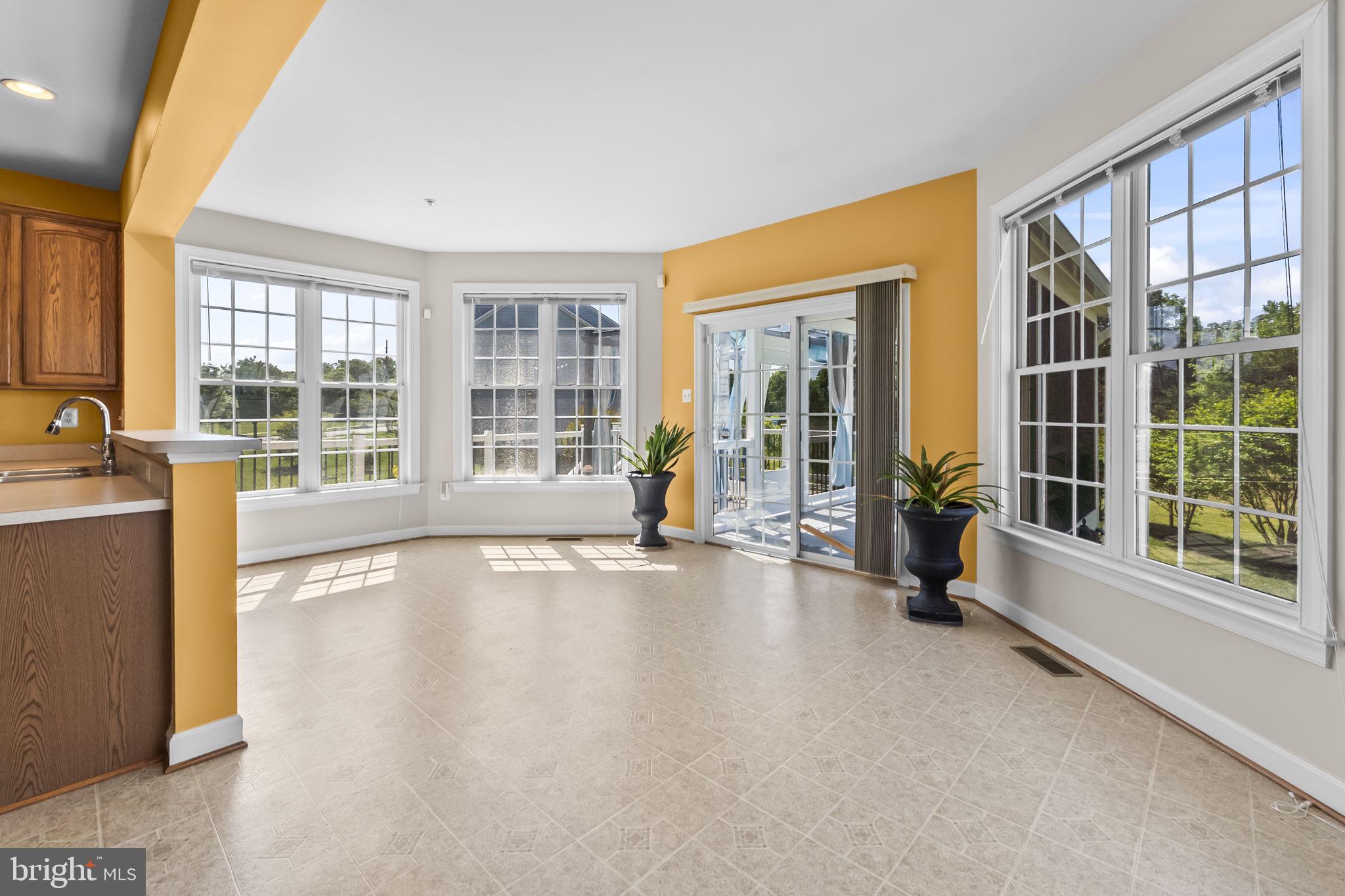 WASHINGTON OVERLOOK - Residential