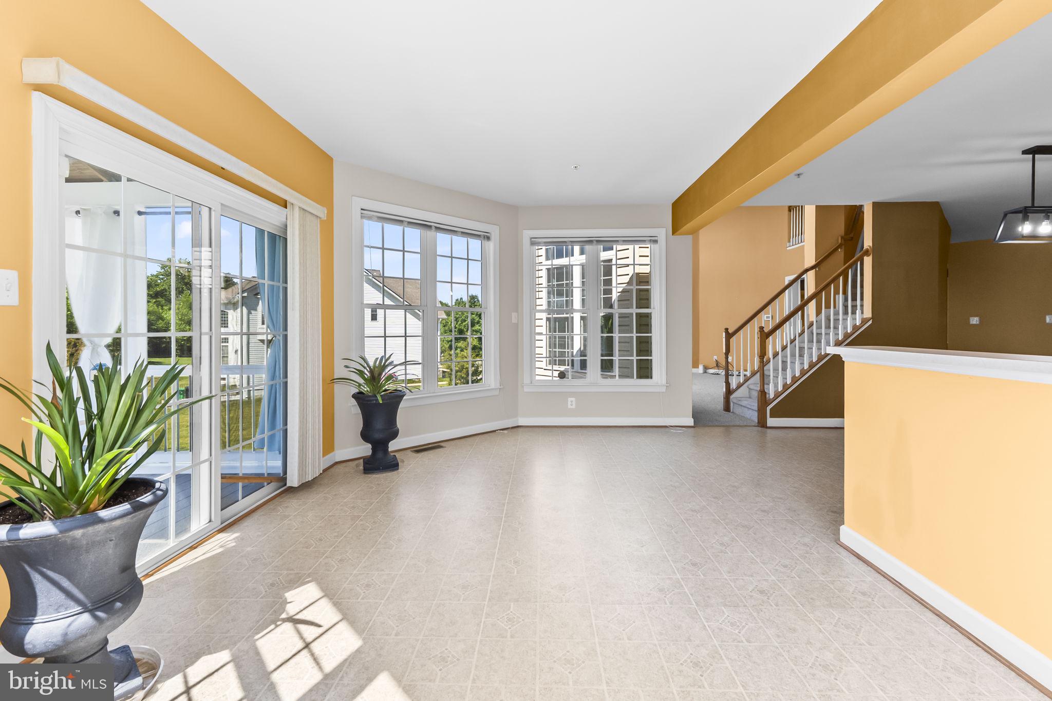 WASHINGTON OVERLOOK - Residential