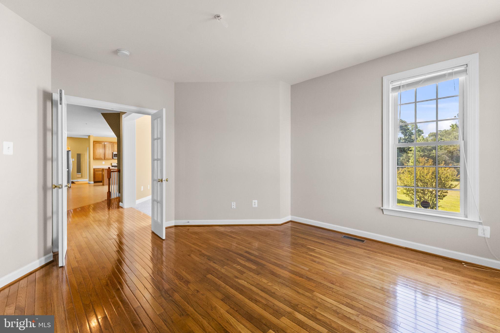 WASHINGTON OVERLOOK - Residential