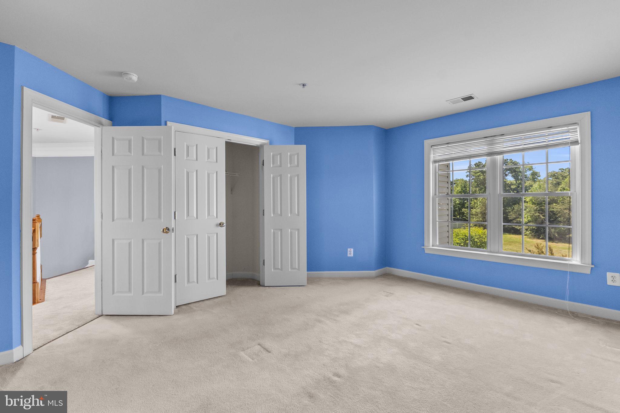 WASHINGTON OVERLOOK - Residential