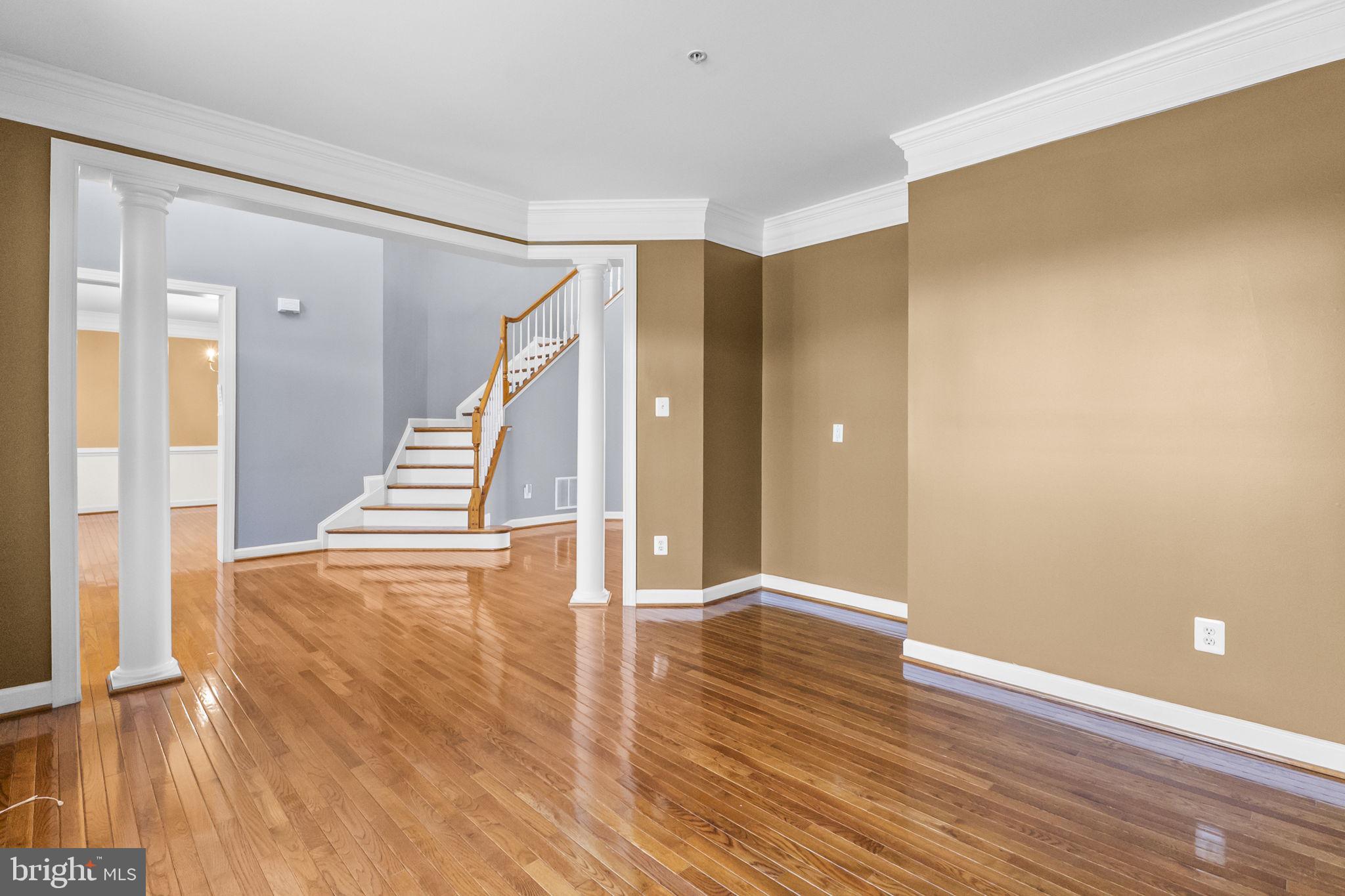 WASHINGTON OVERLOOK - Residential