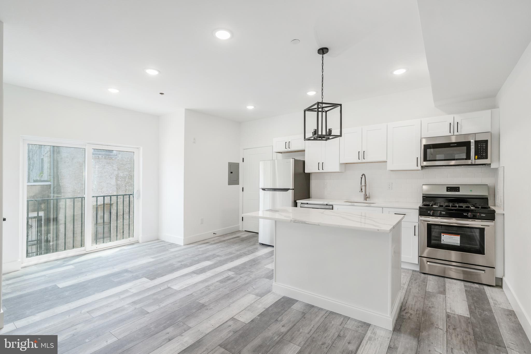 BELMONT - Residential Income