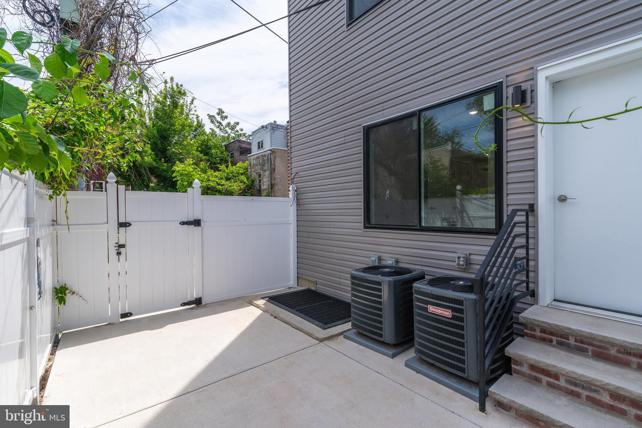 BELMONT - Residential Income