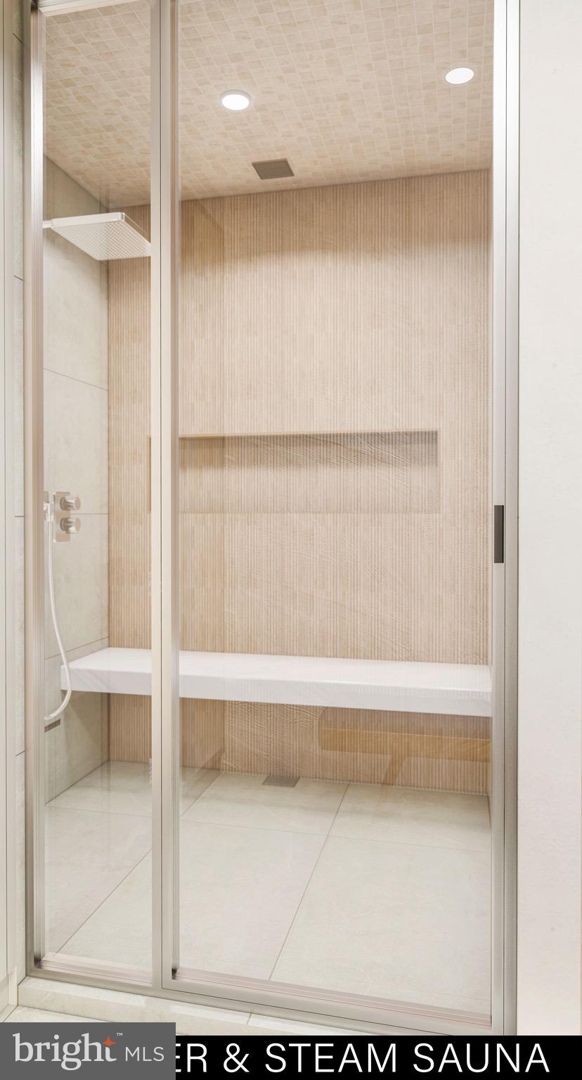 WESTWOOD MANOR - Residential