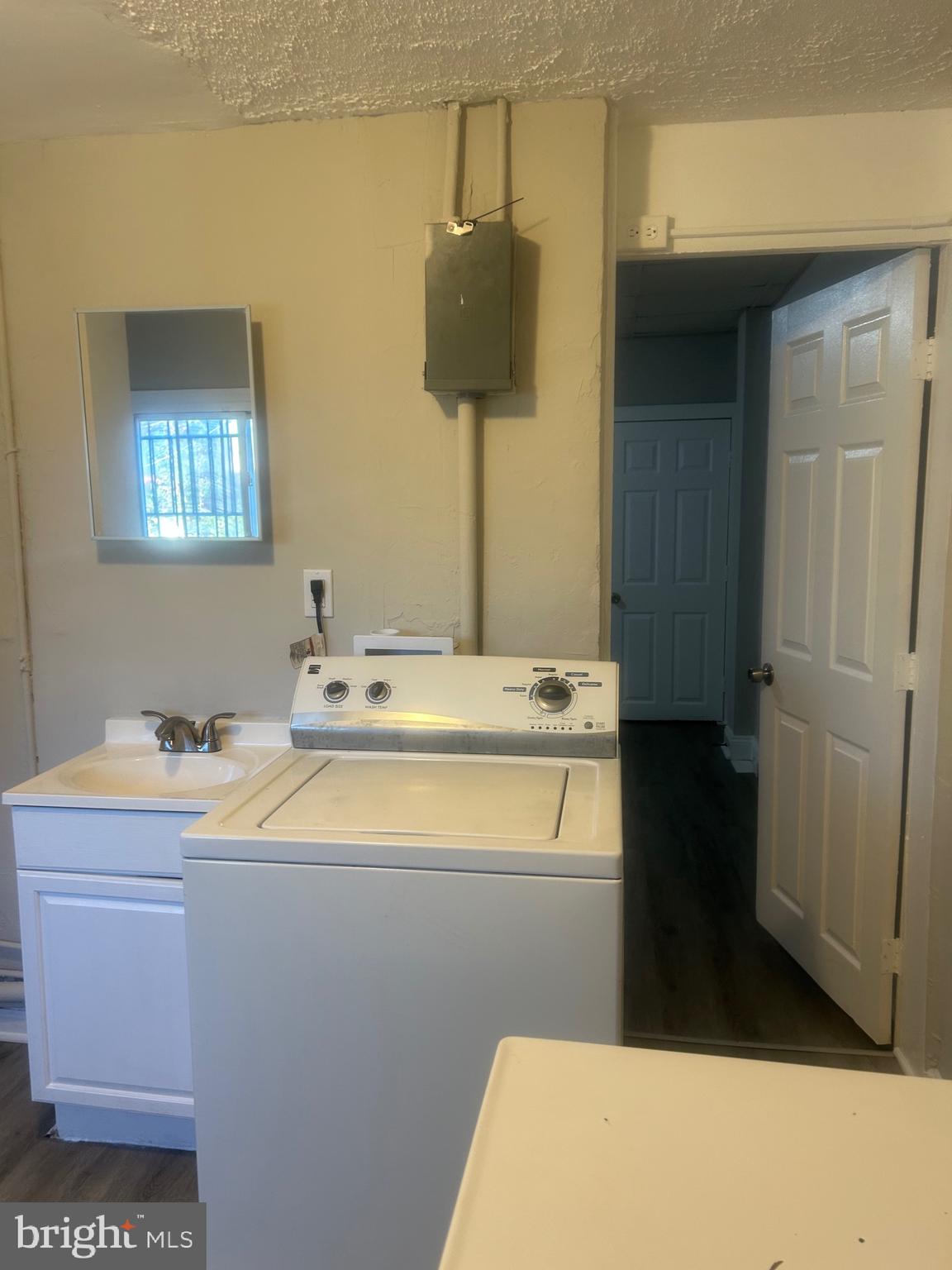 CARROLLTON RIDGE - Residential Lease