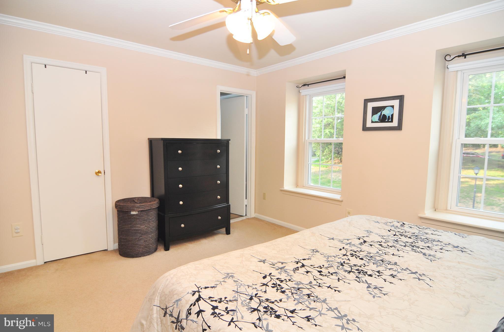 SPRING WOODS - Residential