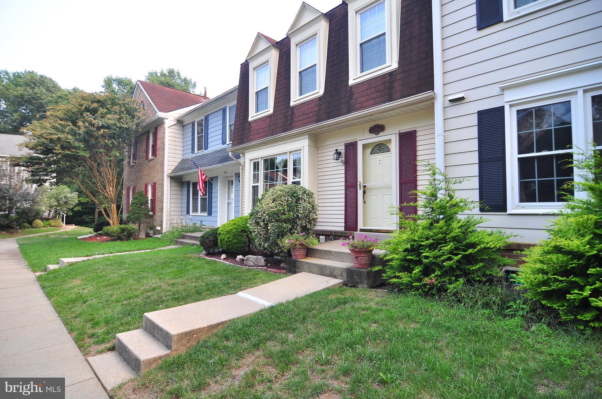 SPRING WOODS - Residential