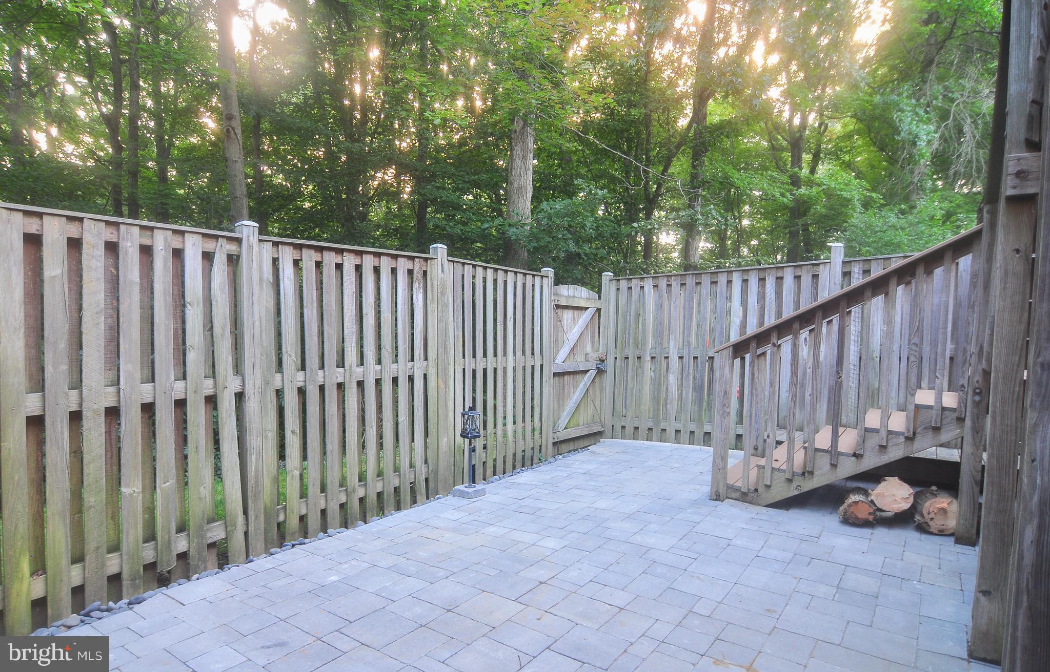 SPRING WOODS - Residential