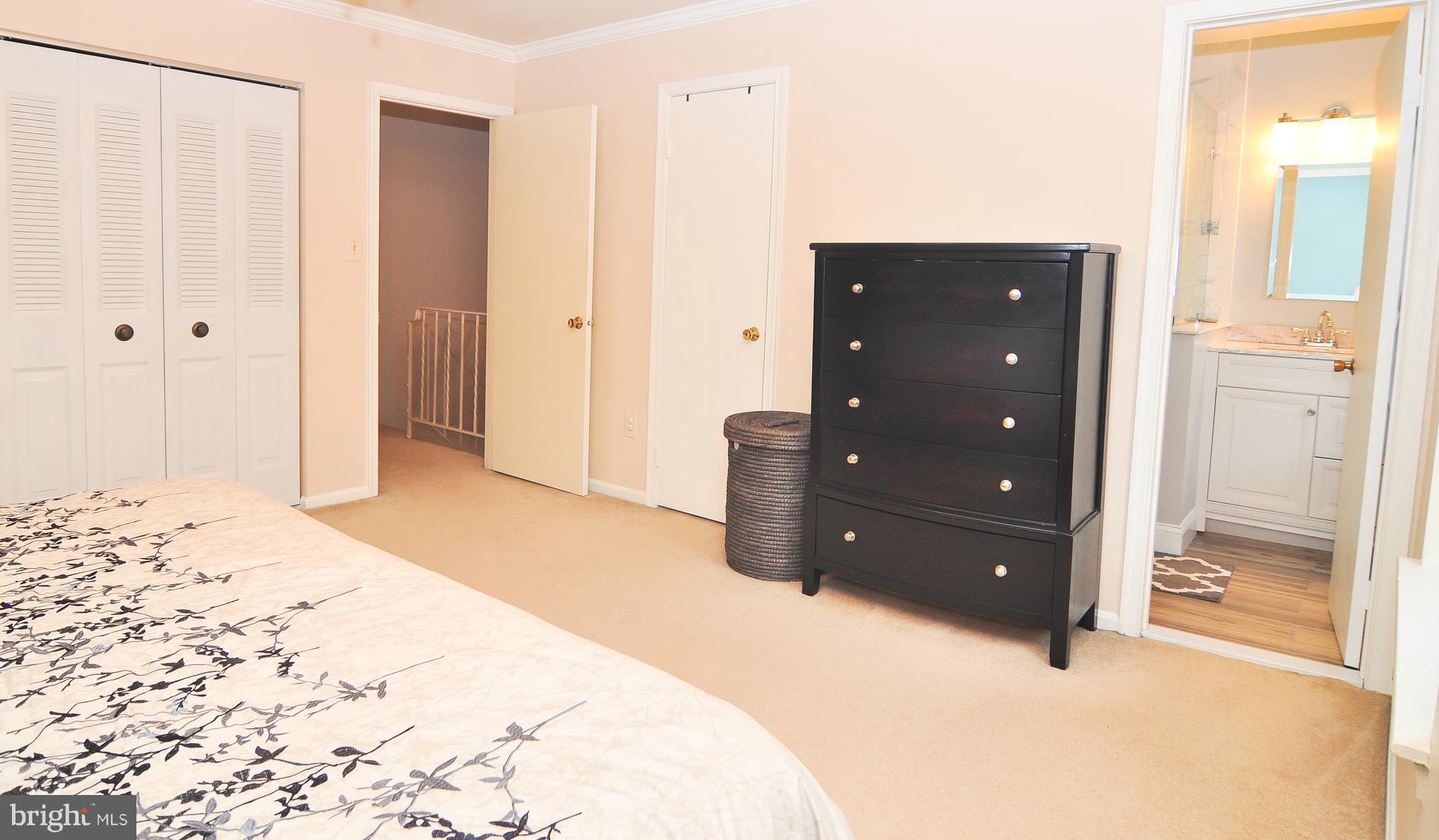 SPRING WOODS - Residential