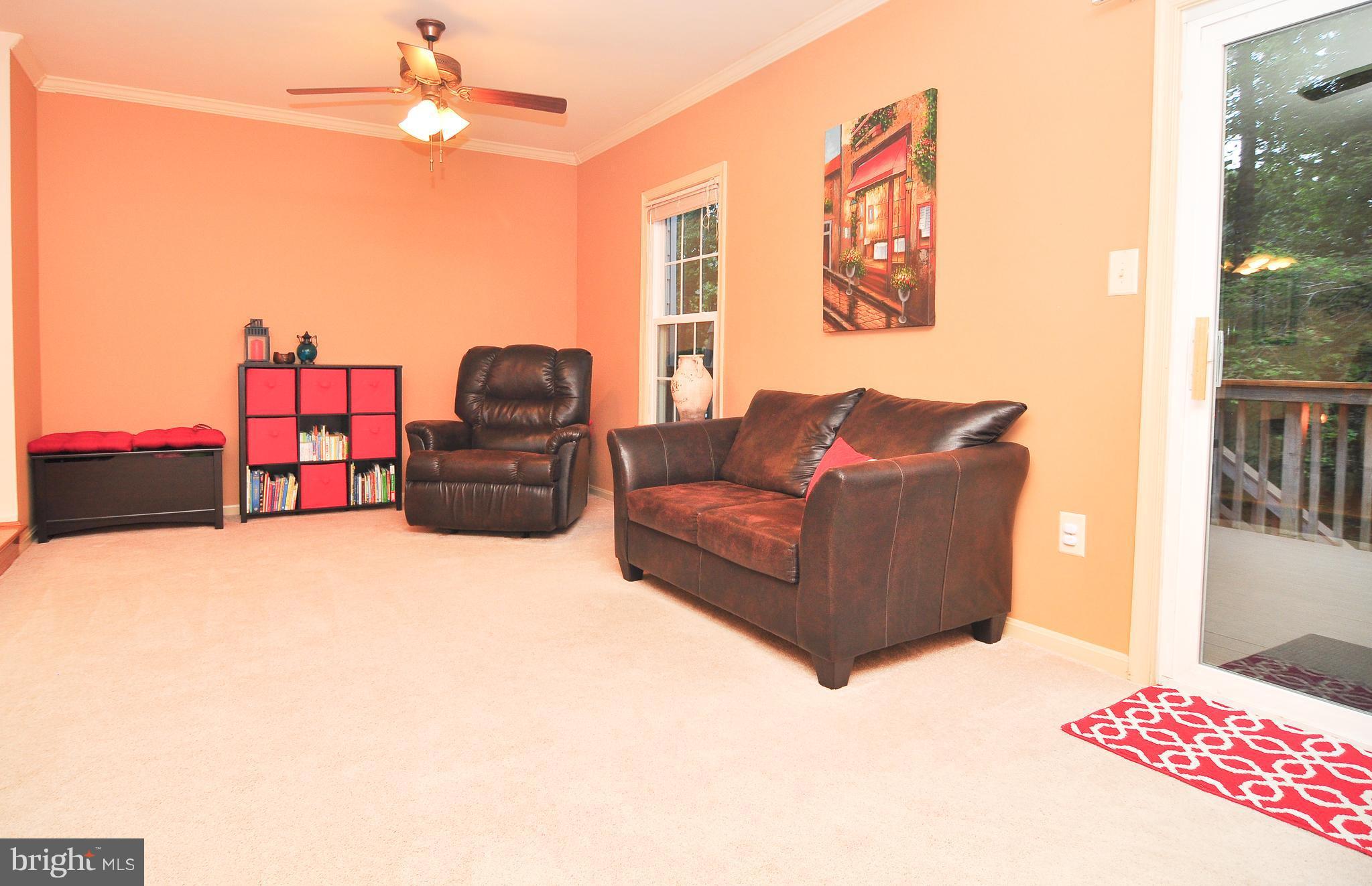 SPRING WOODS - Residential