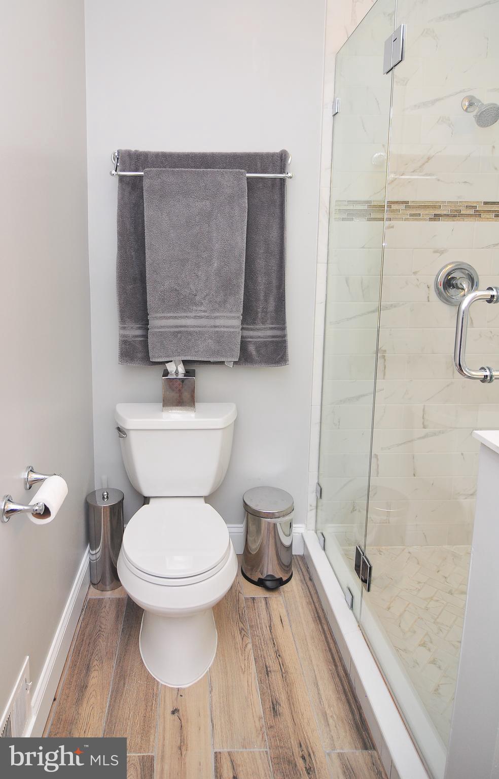 SPRING WOODS - Residential