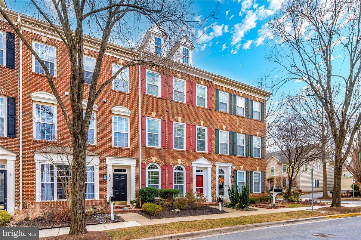 LAKELANDS - Residential