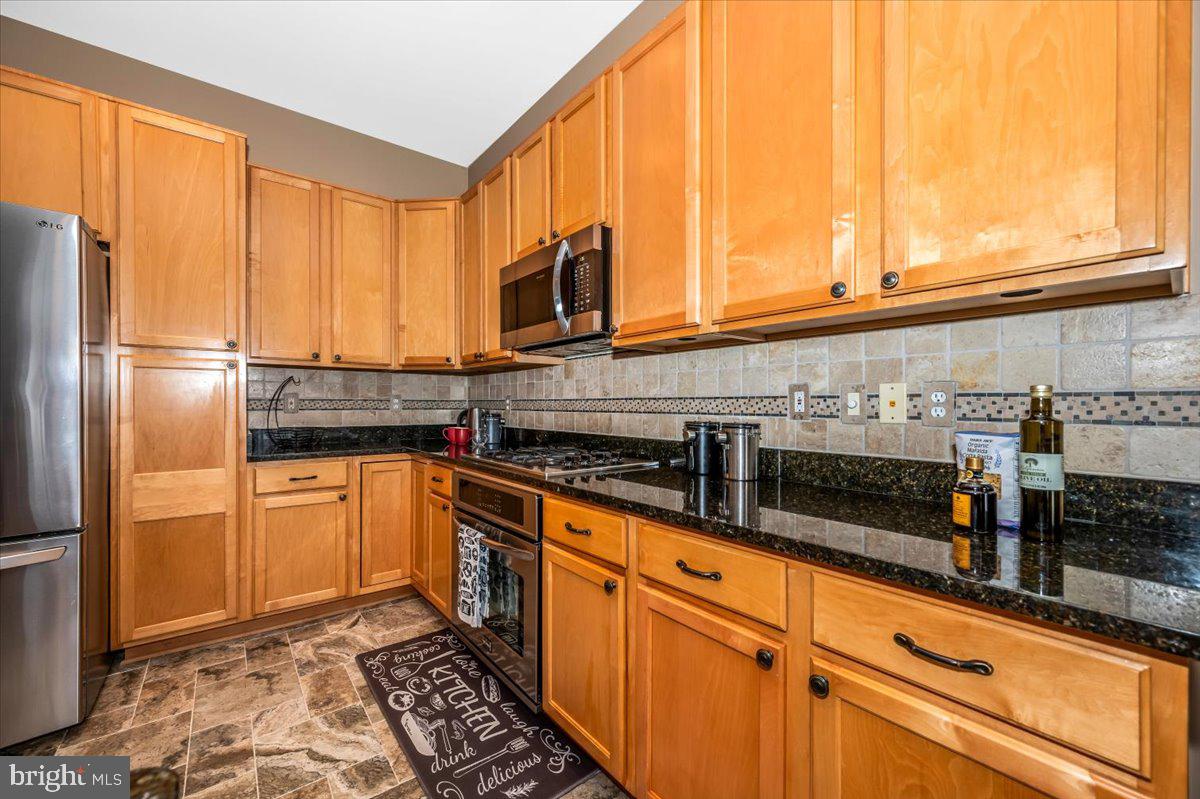 LAKELANDS - Residential