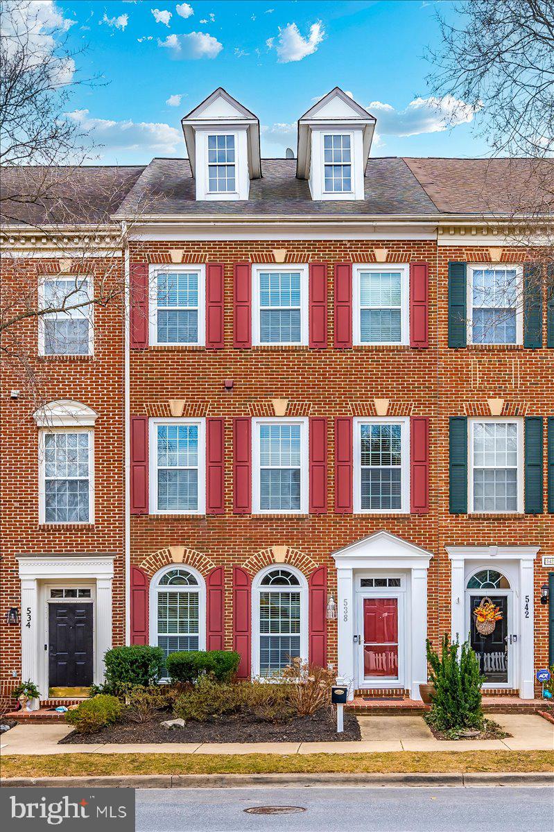 LAKELANDS - Residential