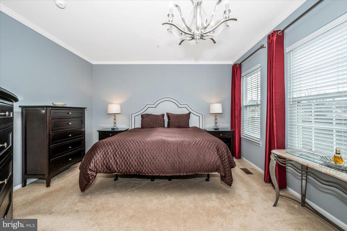 LAKELANDS - Residential