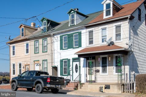 Photo of 693 CHERRY ST, COLUMBIA, PA 17512 (MLS # PALA2030450)