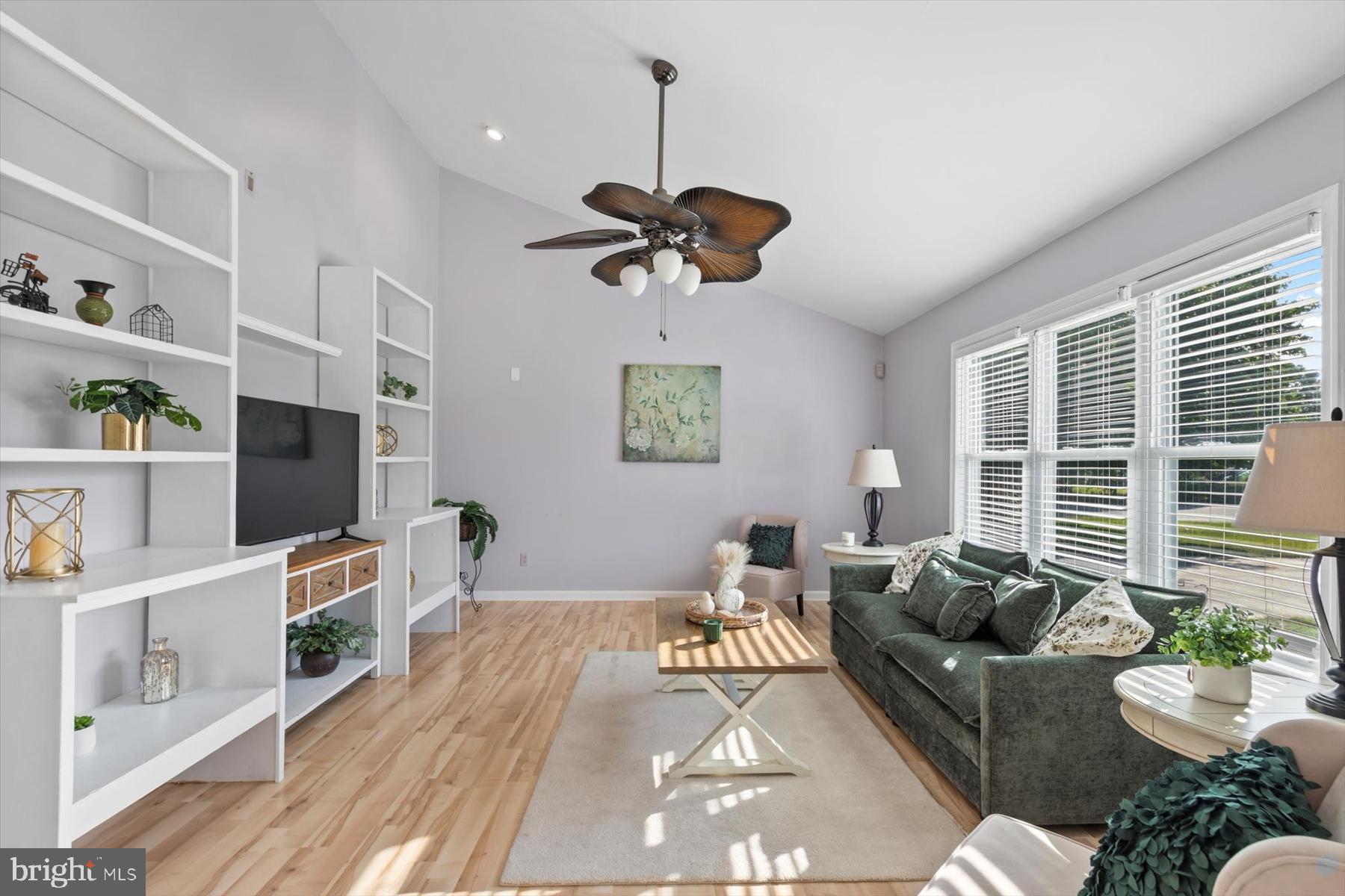 807 BROOKMEADE COURT