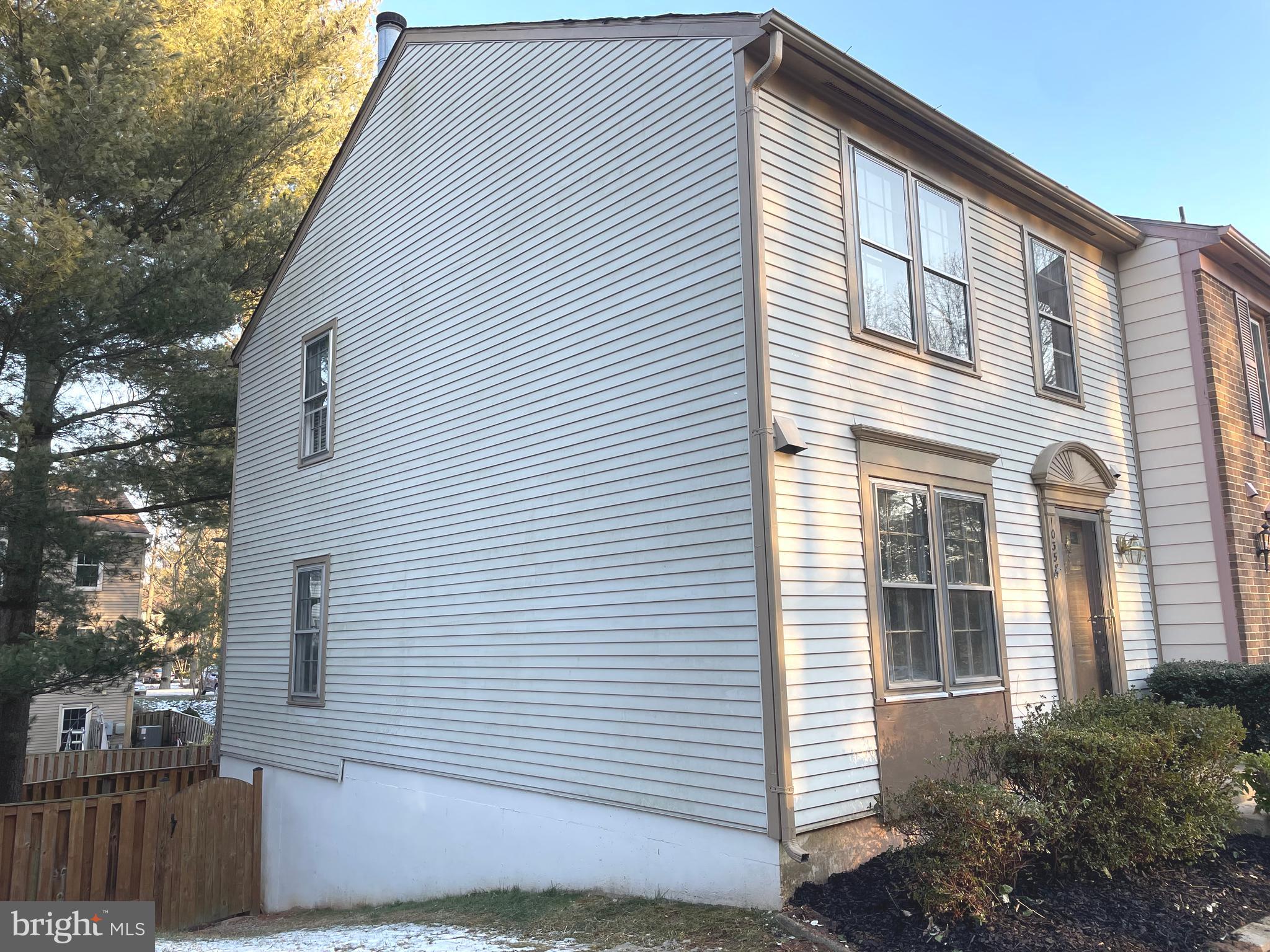 COLONY PARK - Residential