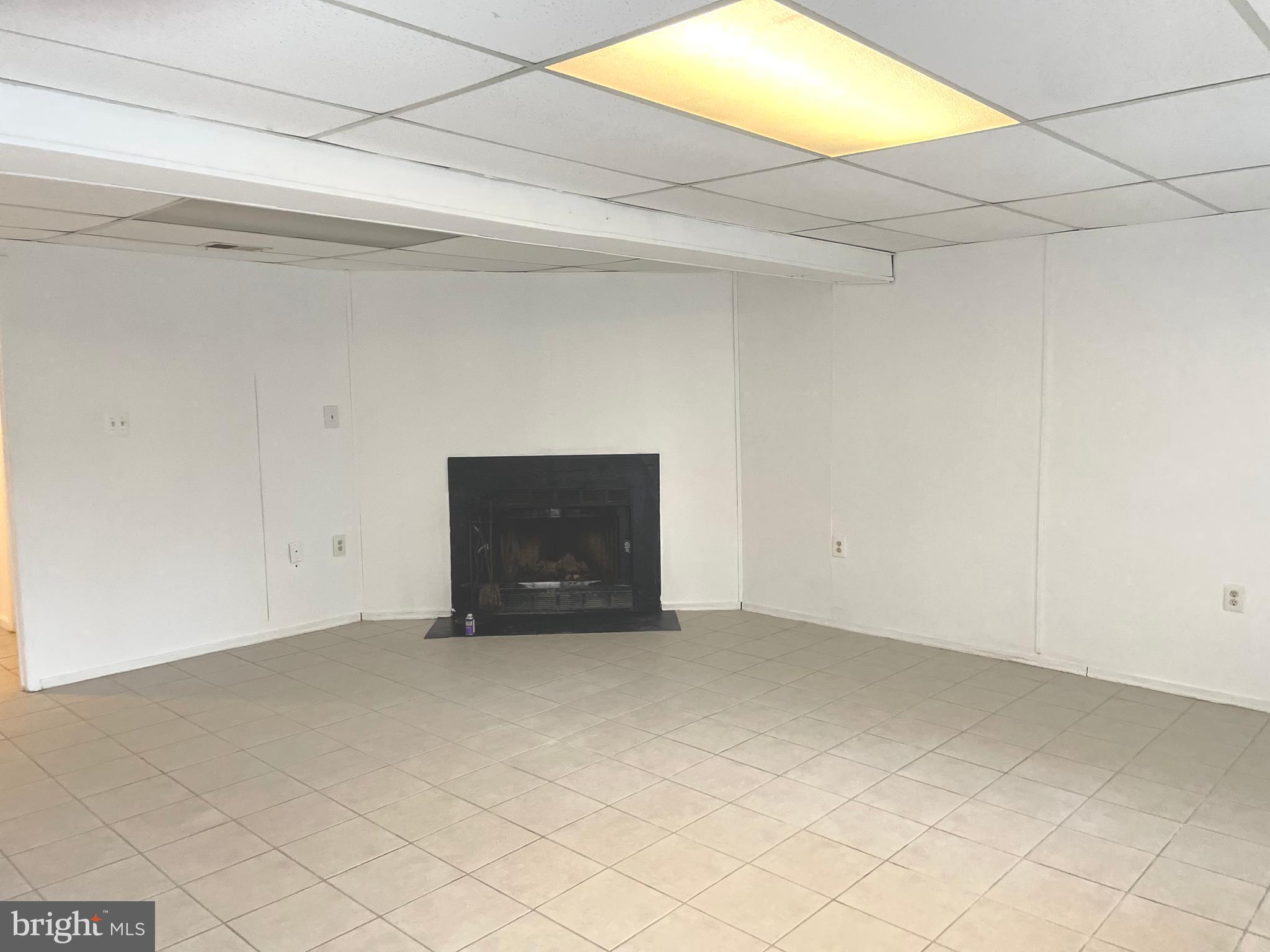 COLONY PARK - Residential