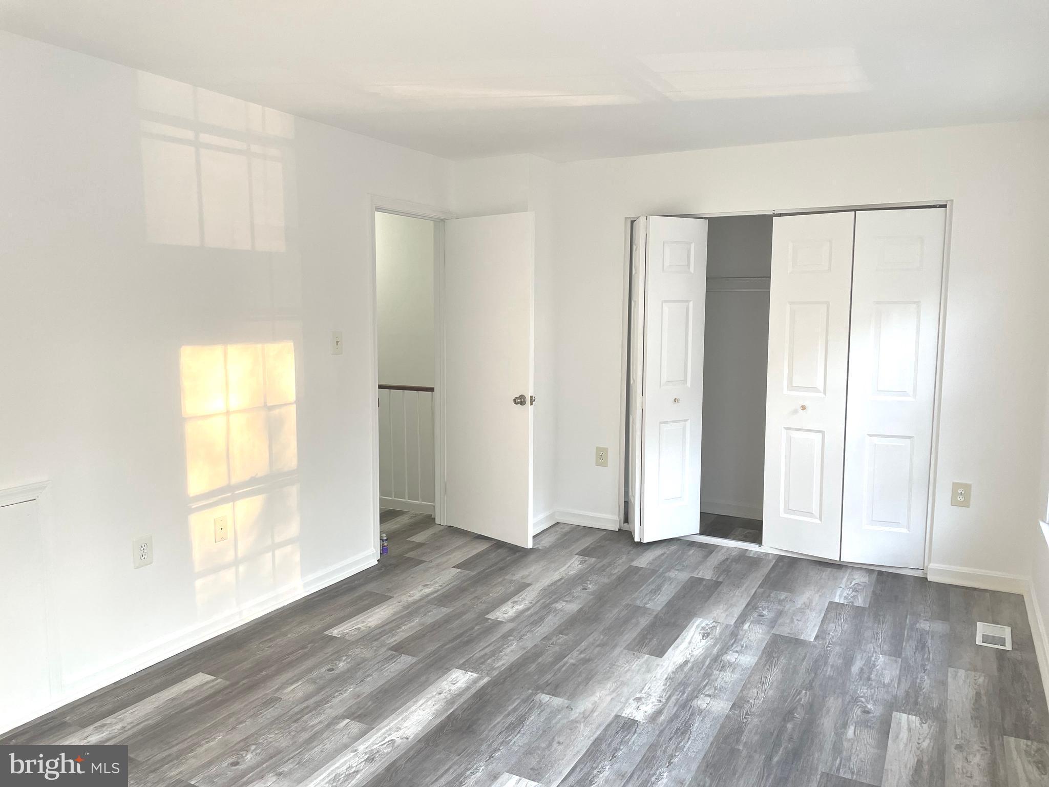 COLONY PARK - Residential