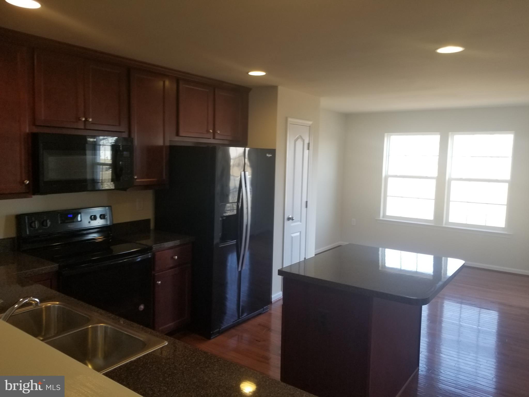 STONEBROOK VILLAGE - Residential