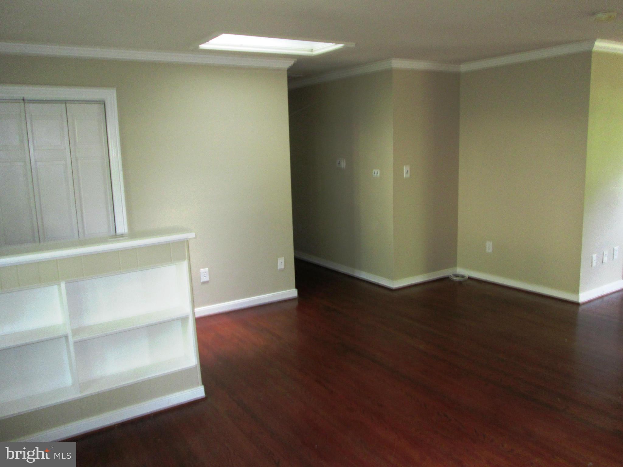 LINCOLNIA PARK - Residential Lease