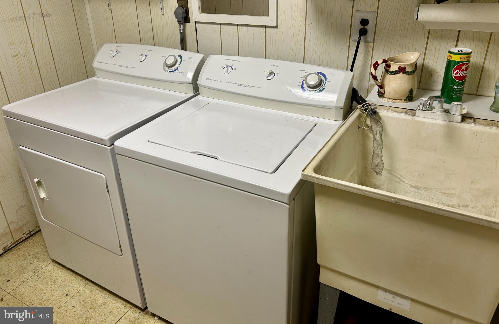 LAFAYETTE HILL - Residential