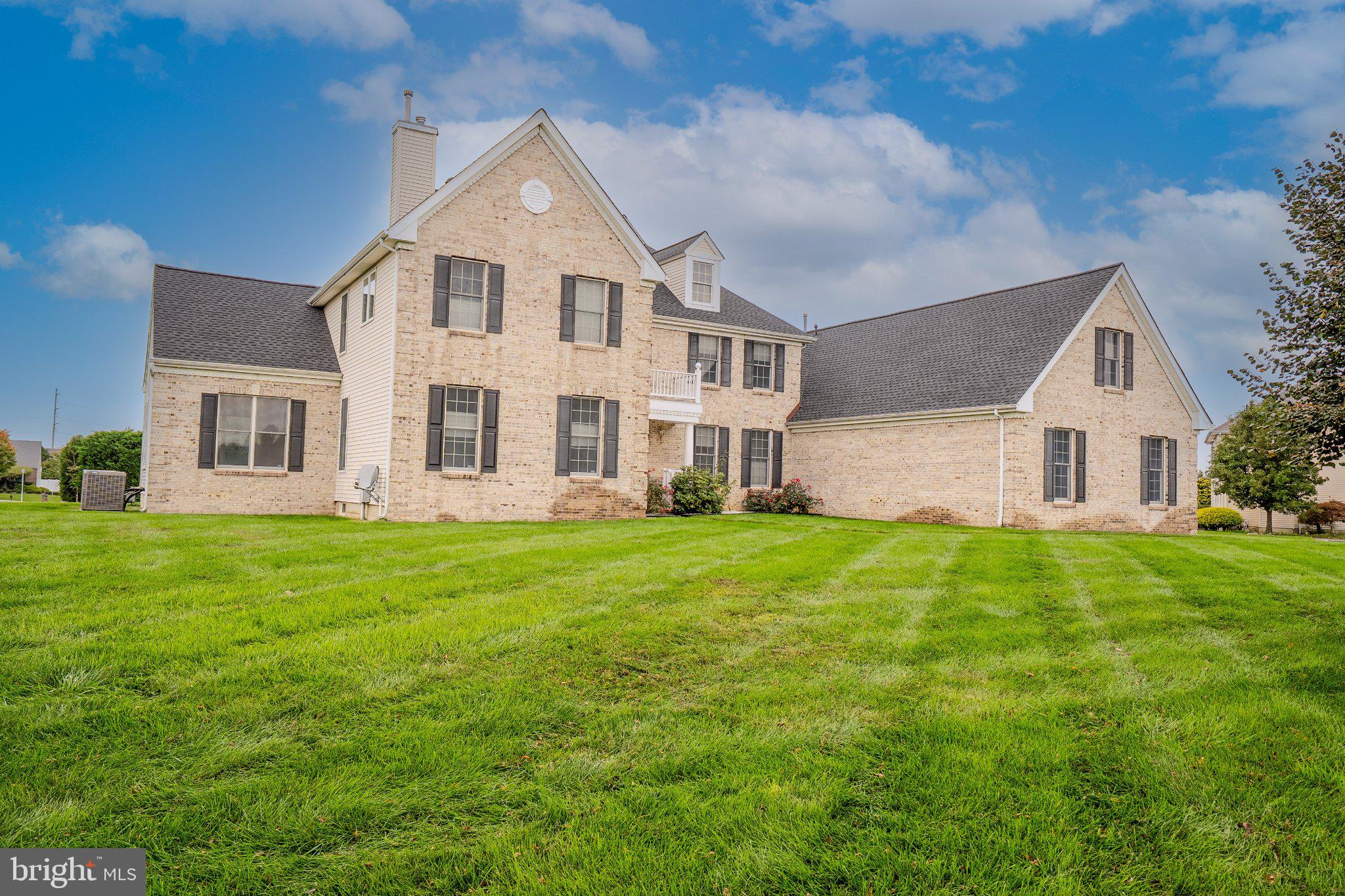 6 BYRNE COURT