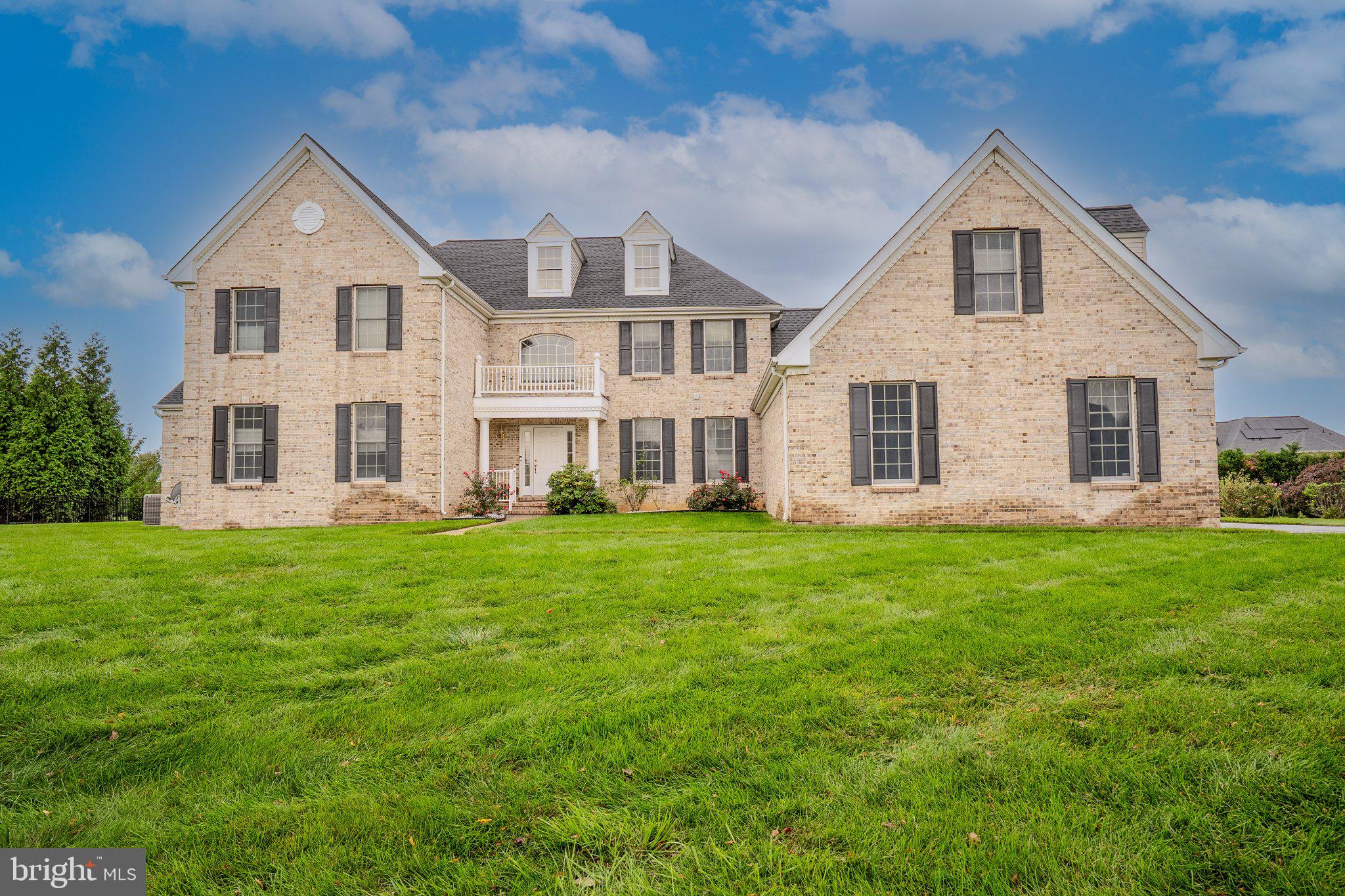 6 BYRNE COURT
